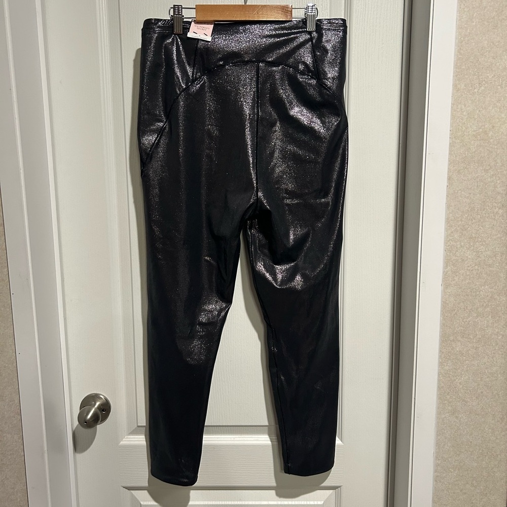 Victoria’s Secret Shimmer Black XL (16) leggings NWT